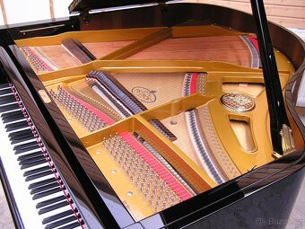 Prodám klavír Petrof mod.V - 10
