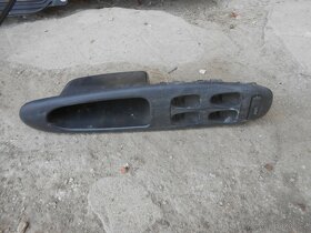 Alfa Romeo 156 2.0 TS díly - 10