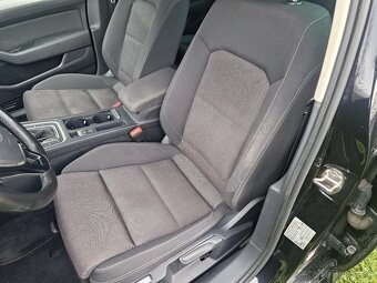 Volkswagen Passat 2,0 TDI 110kW DSG Highl R-line - 10