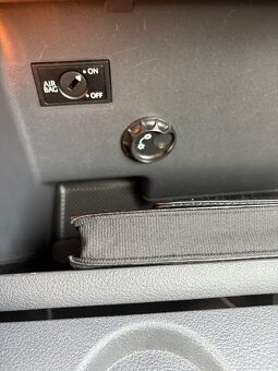 VW Touran LIFE 1.2 TSI , r. 2014, 172 tkm - 10