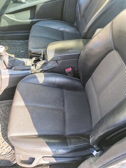 Peugeot 407 SW - 10