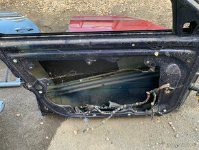 Dveře octavia 2 3x pravé zadní,1x levé zadní,1x levé přední - 10