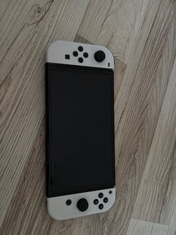 Nintendo switch oled - 10