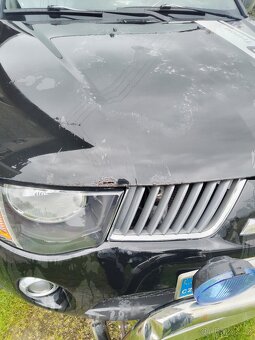 Mitsubishi l 200 - 10