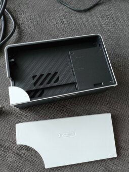 Nintendo Switch OLED White - 10