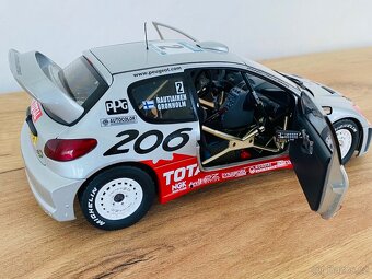 Peugeot 206 WRC AUTOart 1:18 - 10