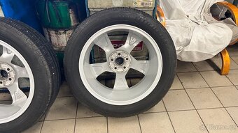 Škoda volans alu disky +goodyear R17 5x100 205/55 JAKO NOVÉ - 10