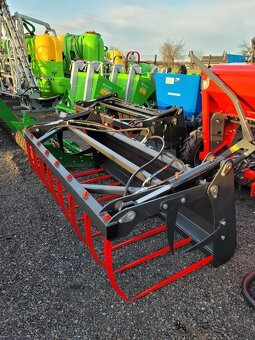 Čelní nakladač MT - 10