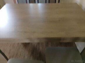 kuchynský stôl a stoličky - 10