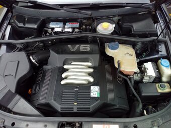 Audi A4 2.6 6V Benzin - 10