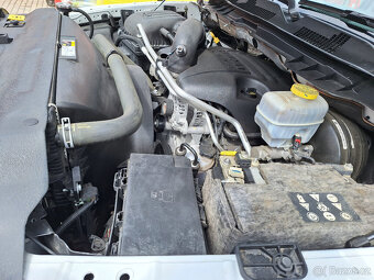Dodge RAM 2500 - 10