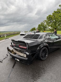 Dodge Challenger 6.4 SRT náhradní díly - 10