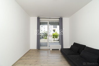 Pronájem bytu 4+kk (116m²) s předzahrádkou v novostavbě na u - 10