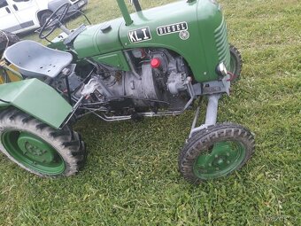 Traktor veteran - 10