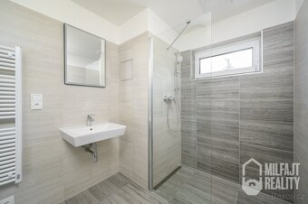 Pronájem, Byty 2+kk+2 balkony + parkovací místo, 65 m2 - Li - 10