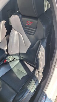 Ford Focus ST250 kombi 184kw 2015 1.majitel - 10