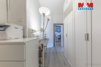 Prodej bytu 4+1, lodžie, 92 m², Praha, ul. Bartoškova - 10