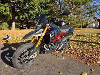 Aprilia Dorsoduro 900 - 10