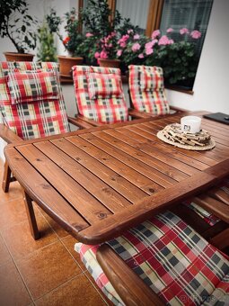 Prodám zánovní bytelný zahradní nábytek. - 10