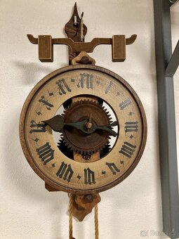 Lihýřové vahadlové historicke hodiny pendlovky Swiss made - 10