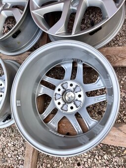 5x114,3 R16 originál alu disky Hyundai Tucson - senzory TOP - 10