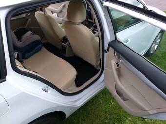 Škoda Octavia III - 10