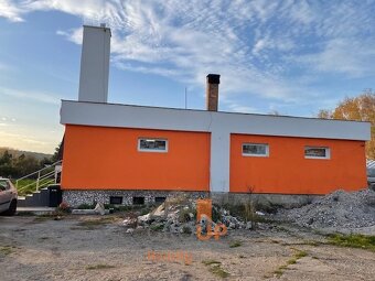 Prodej rodinného domu o rozloze 370 m2, Prasek, ev.č. 00287 - 10