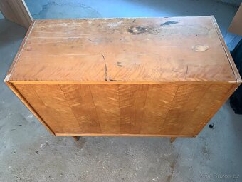 Dřevěná Skřín masiv masivní skřínka dvoukřídlá - 10