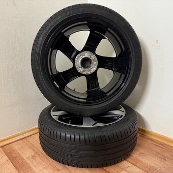 FORD FIESTA 4x108 R17 ET42,5+LETNÍ 205/45R17 6mm - 10