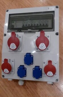 zásuvkový rozvaděč-stavební rozvaděč - 10