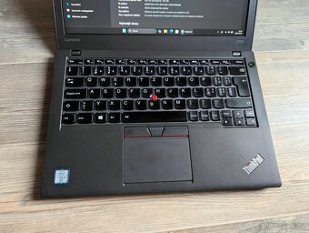 Lenovo Thinkpad X260 i5 včetně dokovací stanice Lenovo - 10