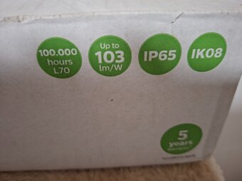 POULIČNÍ LED OSVĚTLENÍ PHILIPS CORELINE MALAGA - 10