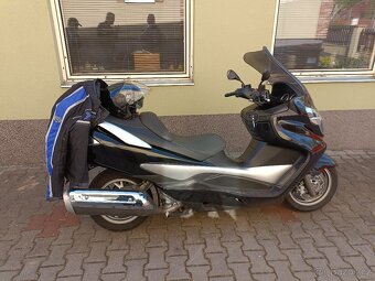Suzuki Burgman 400 - 10