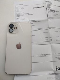 Apple iPhone 12 - 10