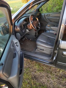 Chrysler voyager - 10