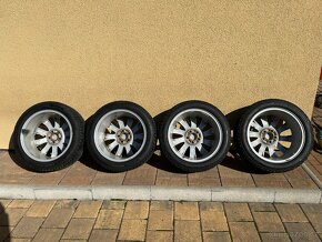Volvo V40, originální disky, nové zimní pneu Riken 205/50 R1 - 10