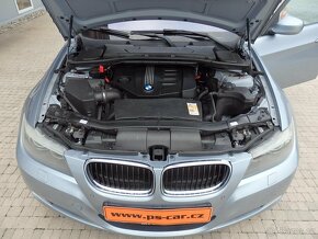 BMW E91 320D KOMBI 2011 XENONY NAVI  +  SERVIS ZA 50000  + - 10