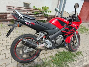 Honda cbr 125 r - 10