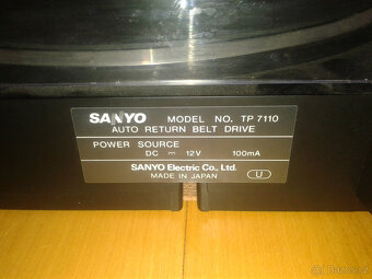 Gramofon Sanyo - 10
