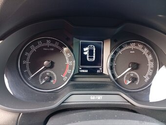 ŠKODA OCTAVIA III 2.0 TDI 109000 km - 10