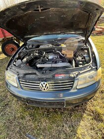 Volkswagen passat b5 2.5tdi V6 110kw 4 Motion - 10