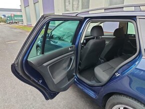 Volkswagen Golf 1,6 TDI Variant + pneu - 10
