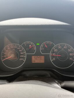Fiat punto 2010 1.2 benzín - 10