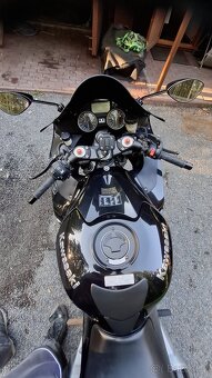 Kawasaki zzr 1400 2012 - 10