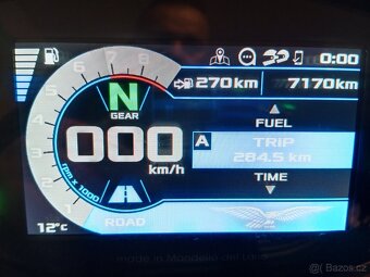 Moto Guzzi V85TT , 7.170km ,stav nové moto - 10