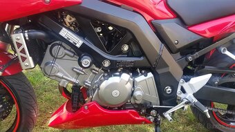 Suzuki SV650S - 10