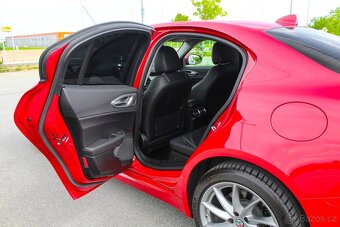 Alfa Romeo Giulia 2.2 JTDM Veloce AT AWD - 10