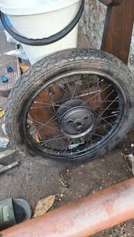 Prodám dily na jawa 20 - 10