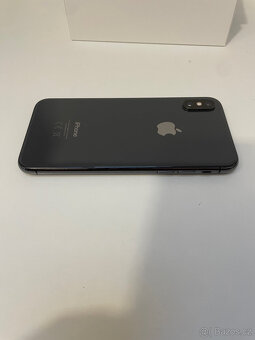 Apple iPhone XS - 10