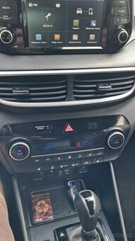 Hyundai Tucson - 10